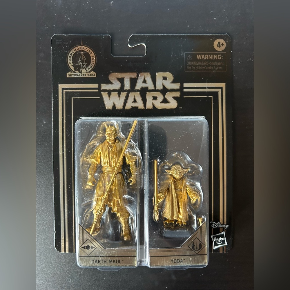 Star Wars Commemorative Edition action figure (Darth Maul and Yoda)